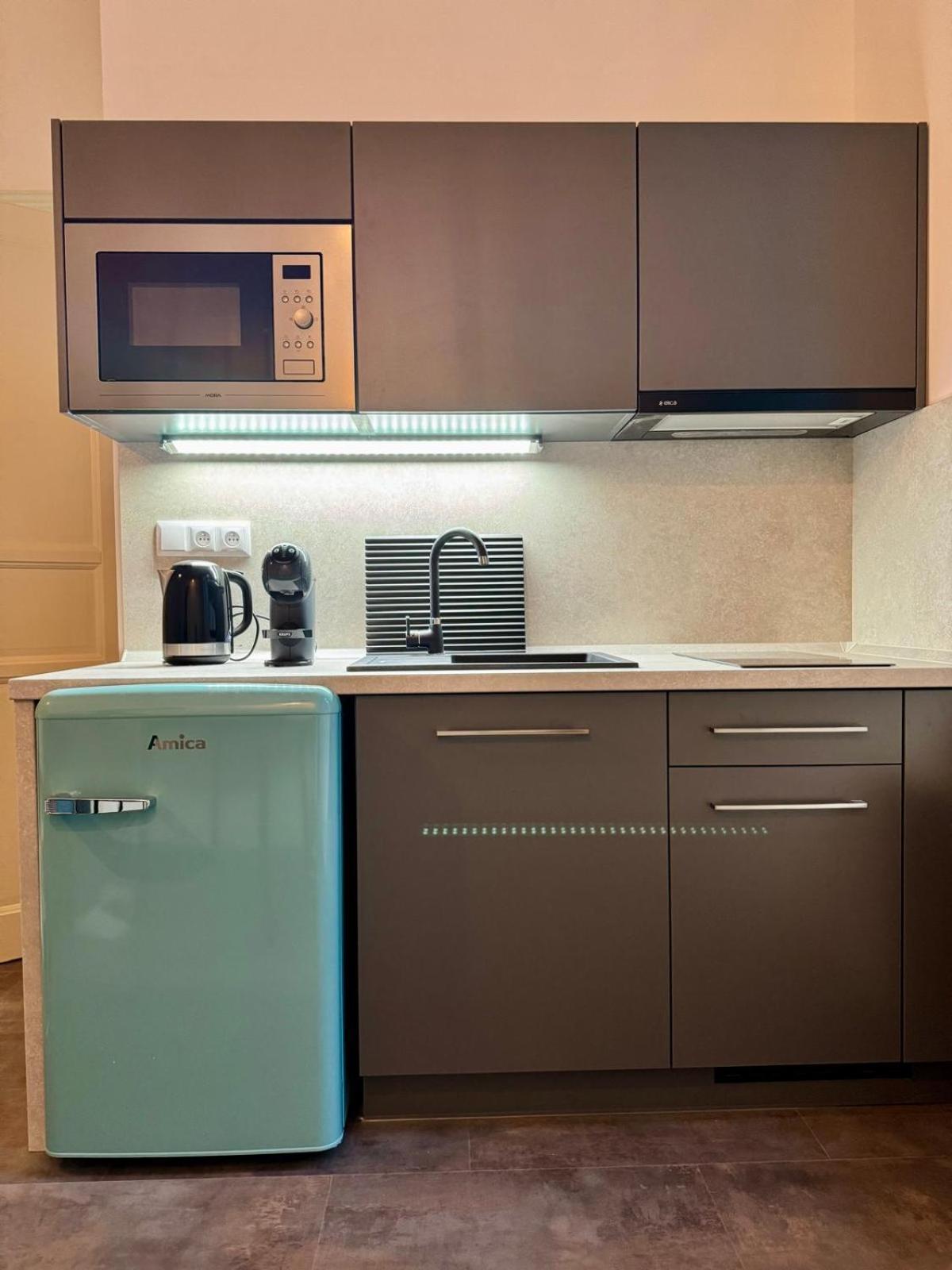Pearl Bee Deluxe Suites Plzeň Buitenkant foto