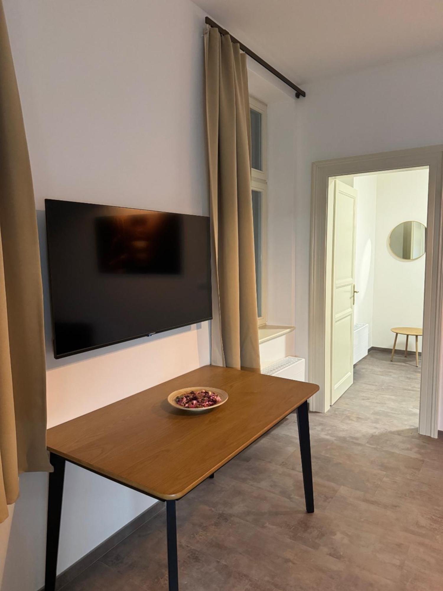 Pearl Bee Deluxe Suites Plzeň Buitenkant foto